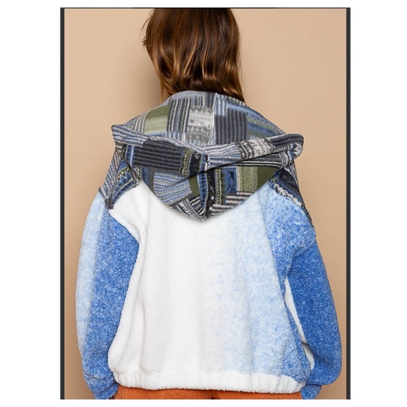 CLEARANCE $45 start No. 114 POL hooded fleece jacket - Picture 5 of 8